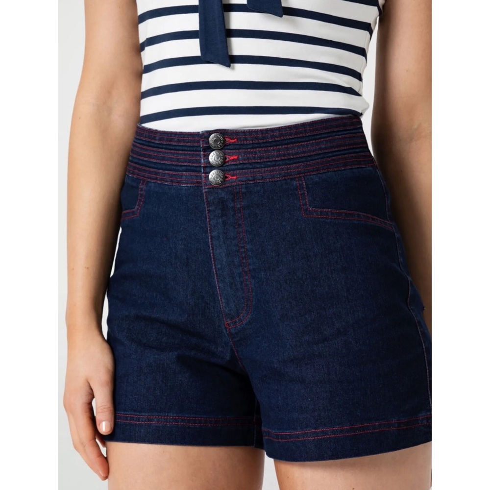 REVIEW 'Going Sailing' Indigo Denim Button Front Stretch Retro Shorts Size 12 - Picture 1 of 13